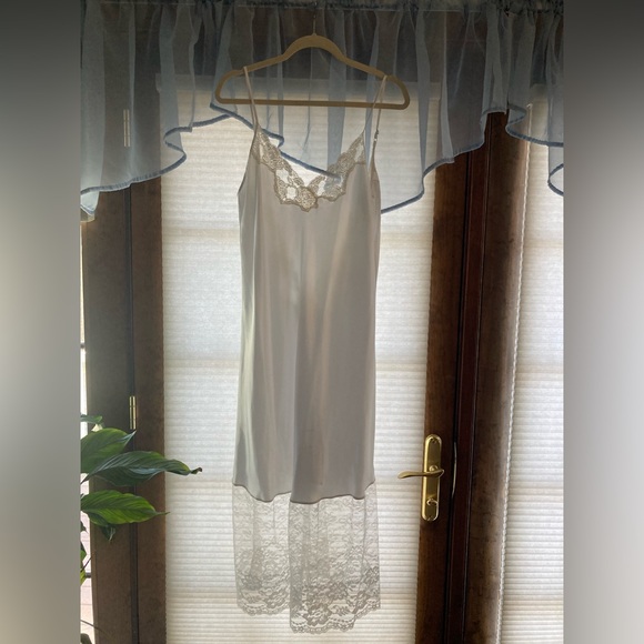 Women’s Nightgown Lingerie - Picture 1 of 3